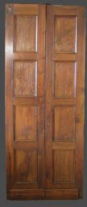 PUERTA DE MADERA DE NOGAL siglo XVIII